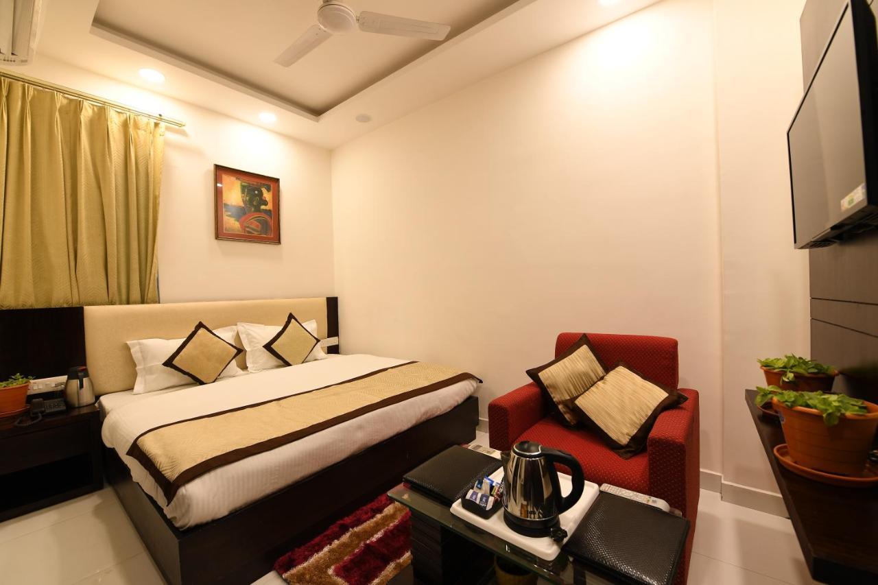 Madhav Muskan Residency Mathura Exterior photo
