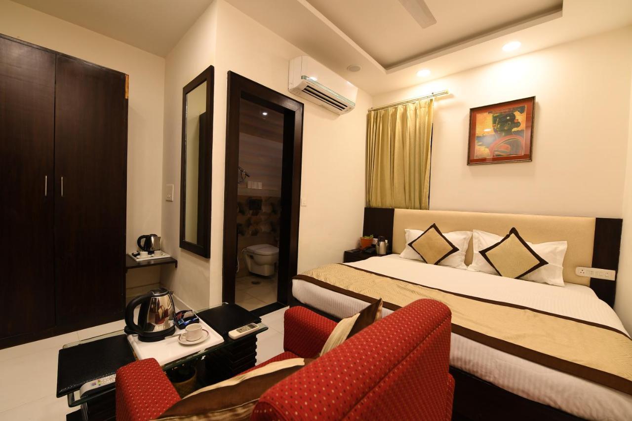Madhav Muskan Residency Mathura Exterior photo